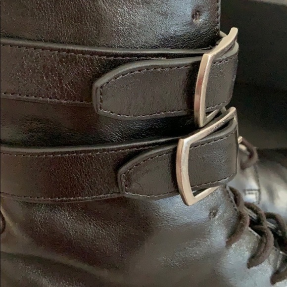 Saint Laurent Armu Ankle Leather Boots - Picture 7 of 16